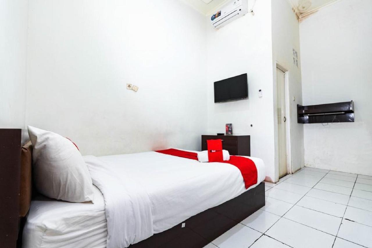 Reddoorz @ Hertasning Area 2 Makassar Bagian luar foto